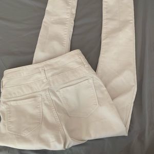White high waisted jeans